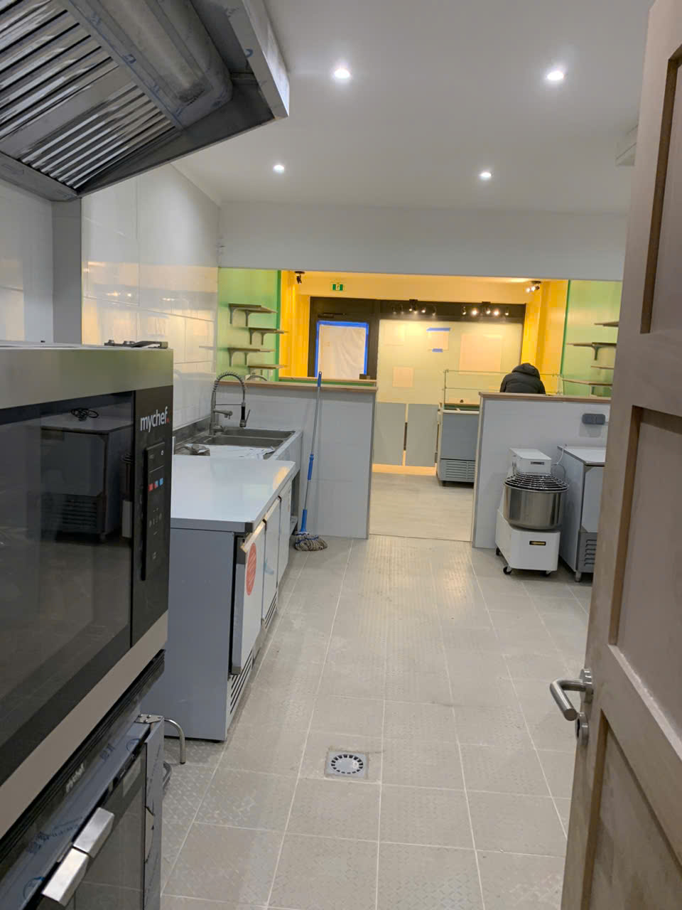 Aménagement d'un salon de Bubble Tea — Lille (8)
